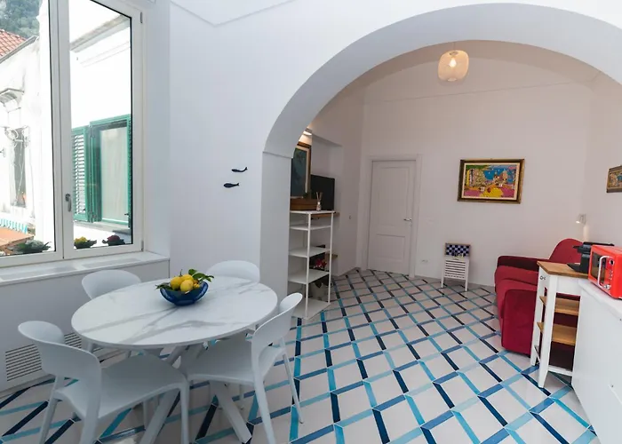 Casa Laurus Incantevole Terrazza Centro 度假居