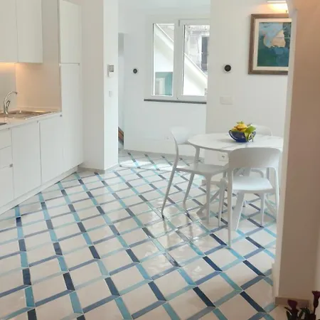 Casa Laurus Incantevole Terrazza Centro 펜션