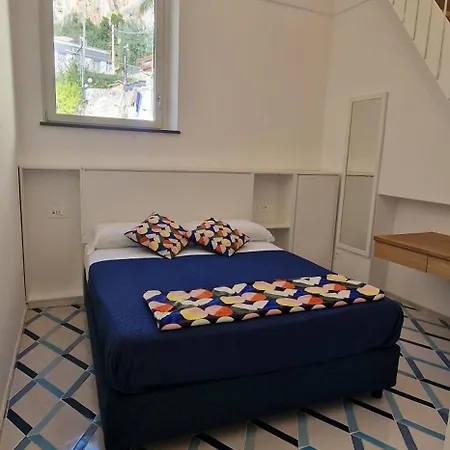 Prázdninový dům Casa Laurus Incantevole Terrazza Centro