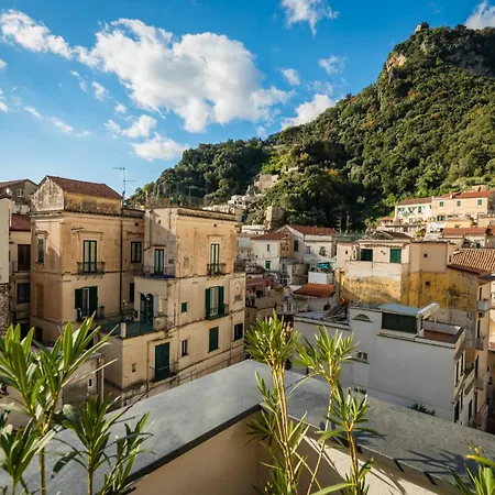度假居 Casa Laurus Incantevole Terrazza Centro 阿马尔菲