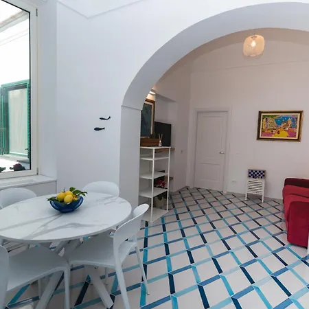 Casa Laurus Incantevole Terrazza Centro Hébergement de vacances