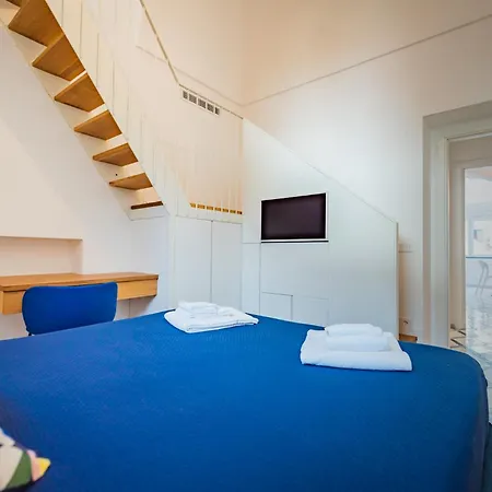 Casa Laurus Incantevole Terrazza Centro 度假居