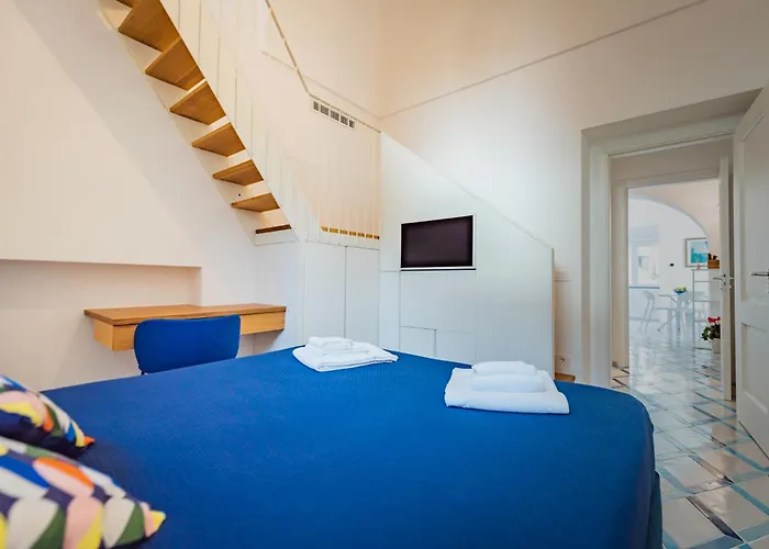 Casa Laurus Incantevole Terrazza Centro Nyaraló