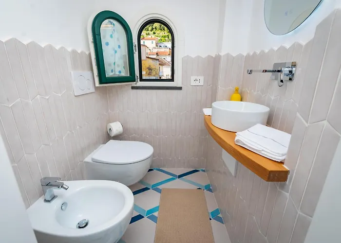 Casa Laurus Incantevole Terrazza Centro Nyaraló